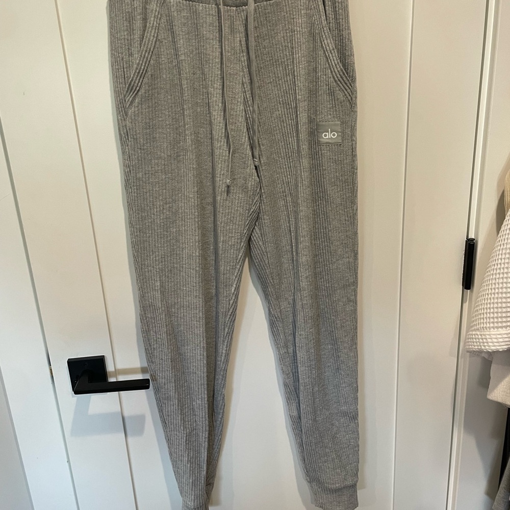 Alo Women’s Sweatsuit